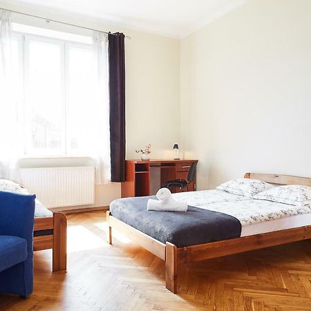 Green Yard Apartment Krowoderska Street Краків Екстер'єр фото